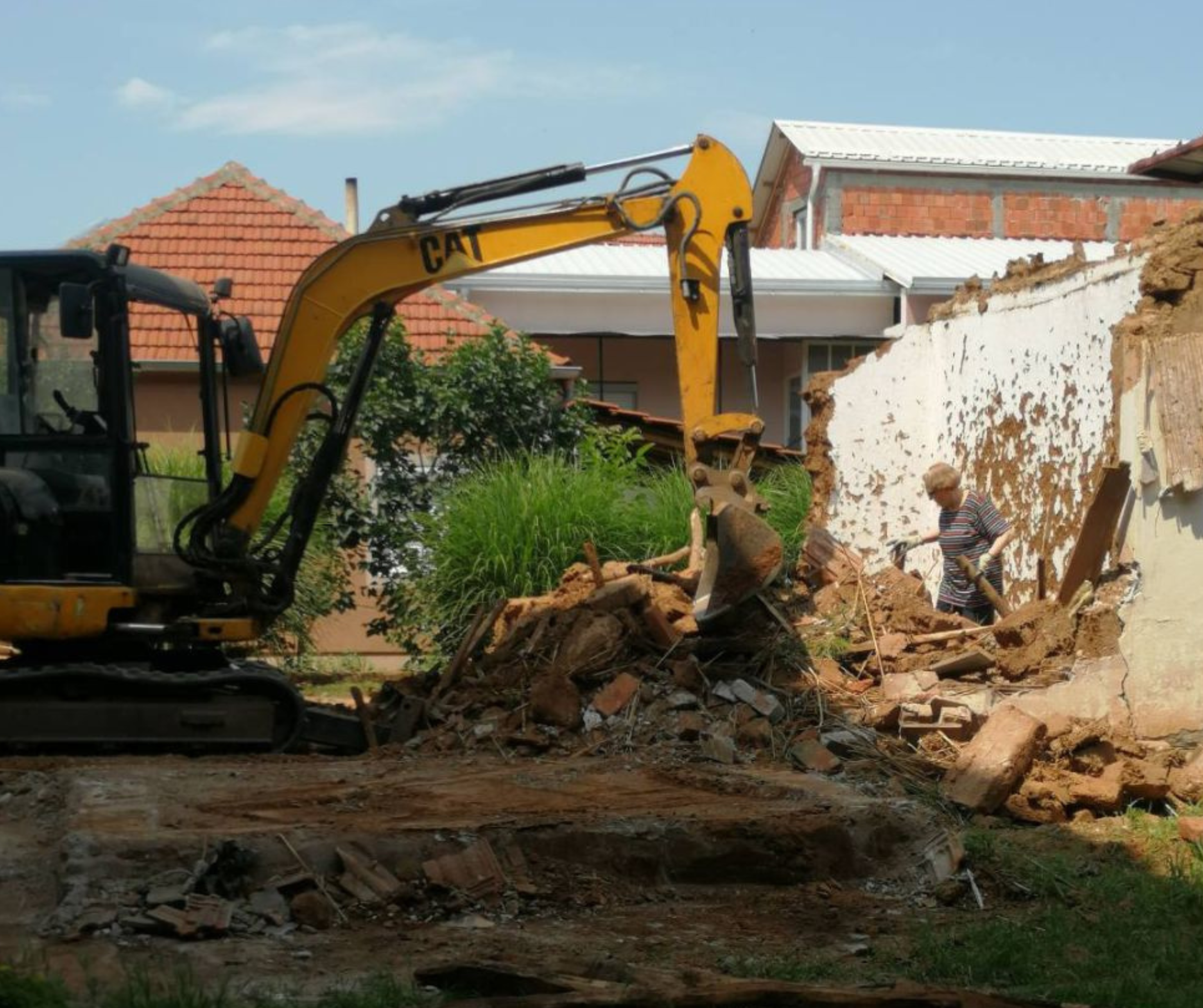 RUŠENJE OBJEKTA